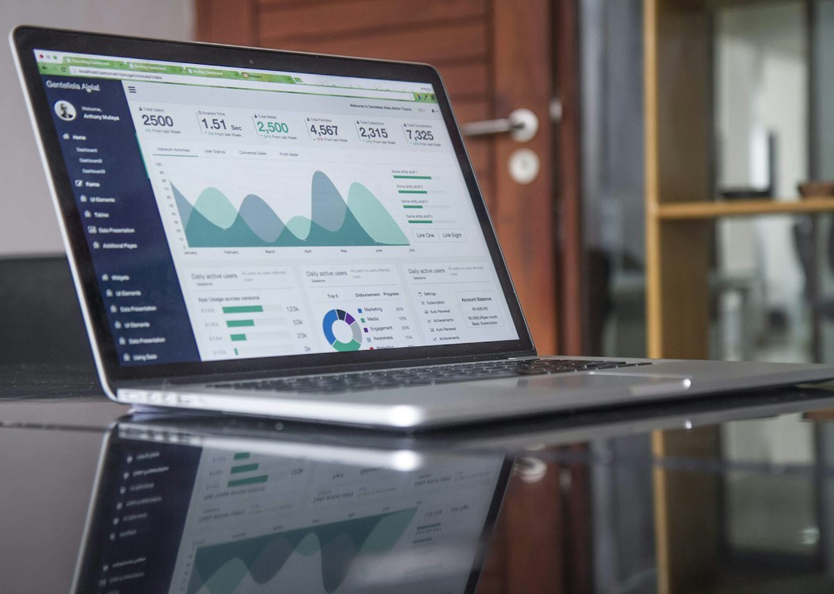 SEO, AI and digital marketing analytics for smarter business growth
